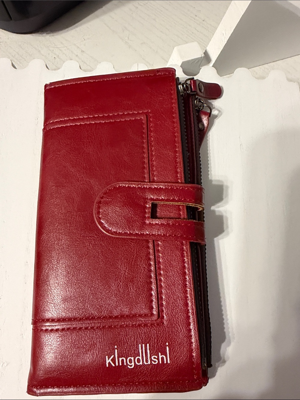 Red Women's Wallet with Zip Pocket